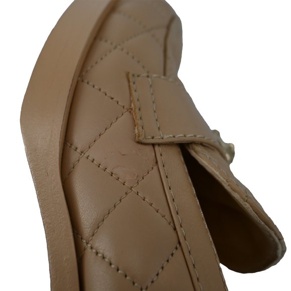 - CHANEL Lambskin Quilted CC Heart Loafers in Beige 37 EU - Picture 4 of 9